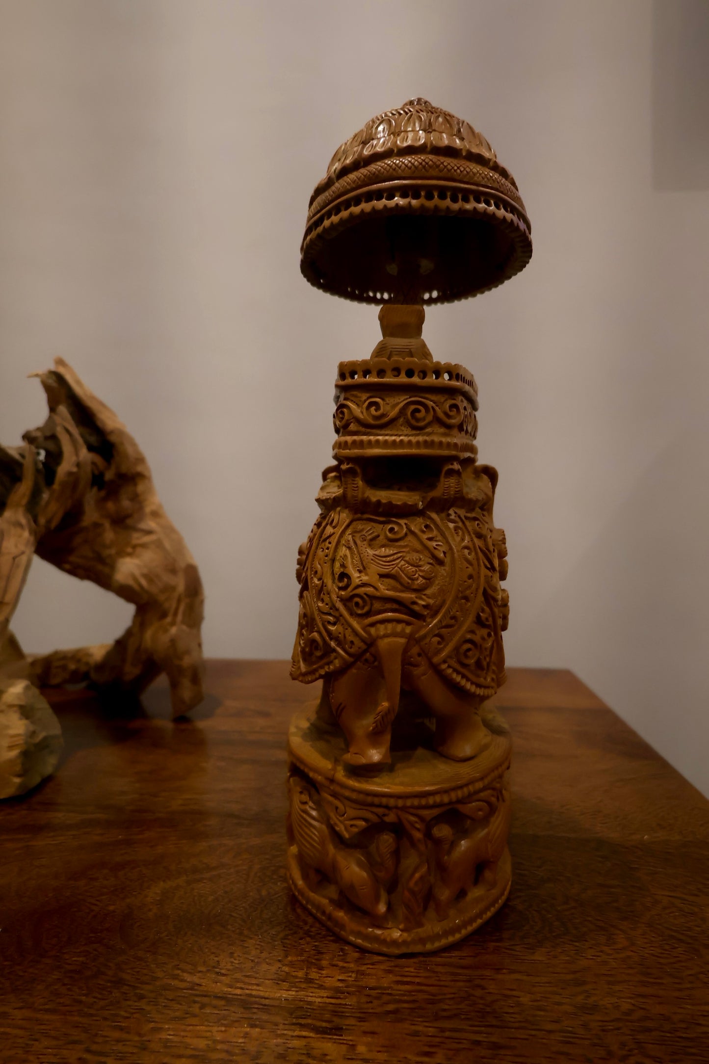 Sandalwood Antique Royal Ambabari