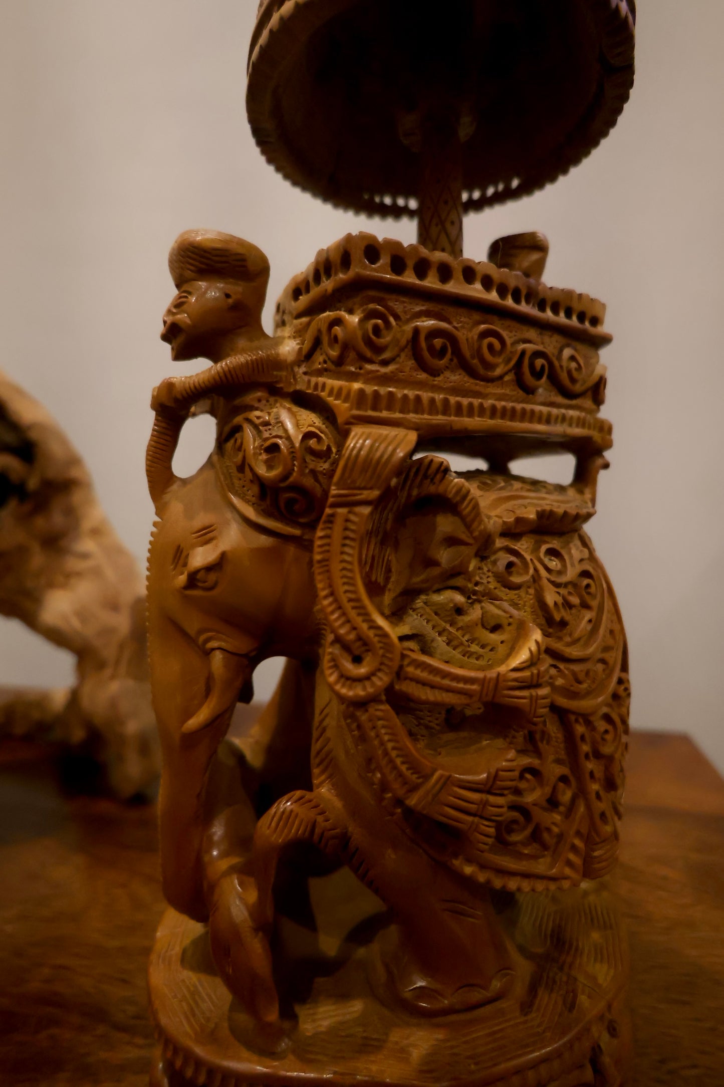 Sandalwood Antique Royal Ambabari