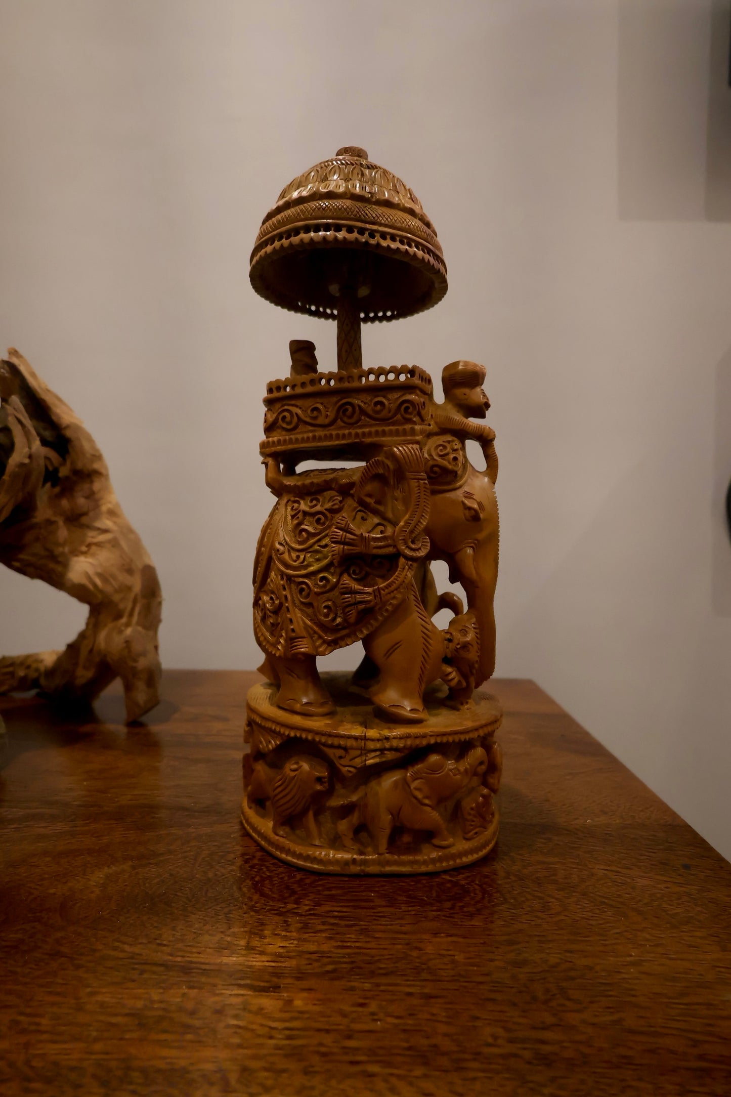 Sandalwood Antique Royal Ambabari