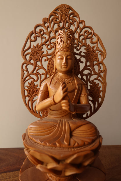 Sandalwood Vairochana Buddha the Supreme Transcendent Buddha