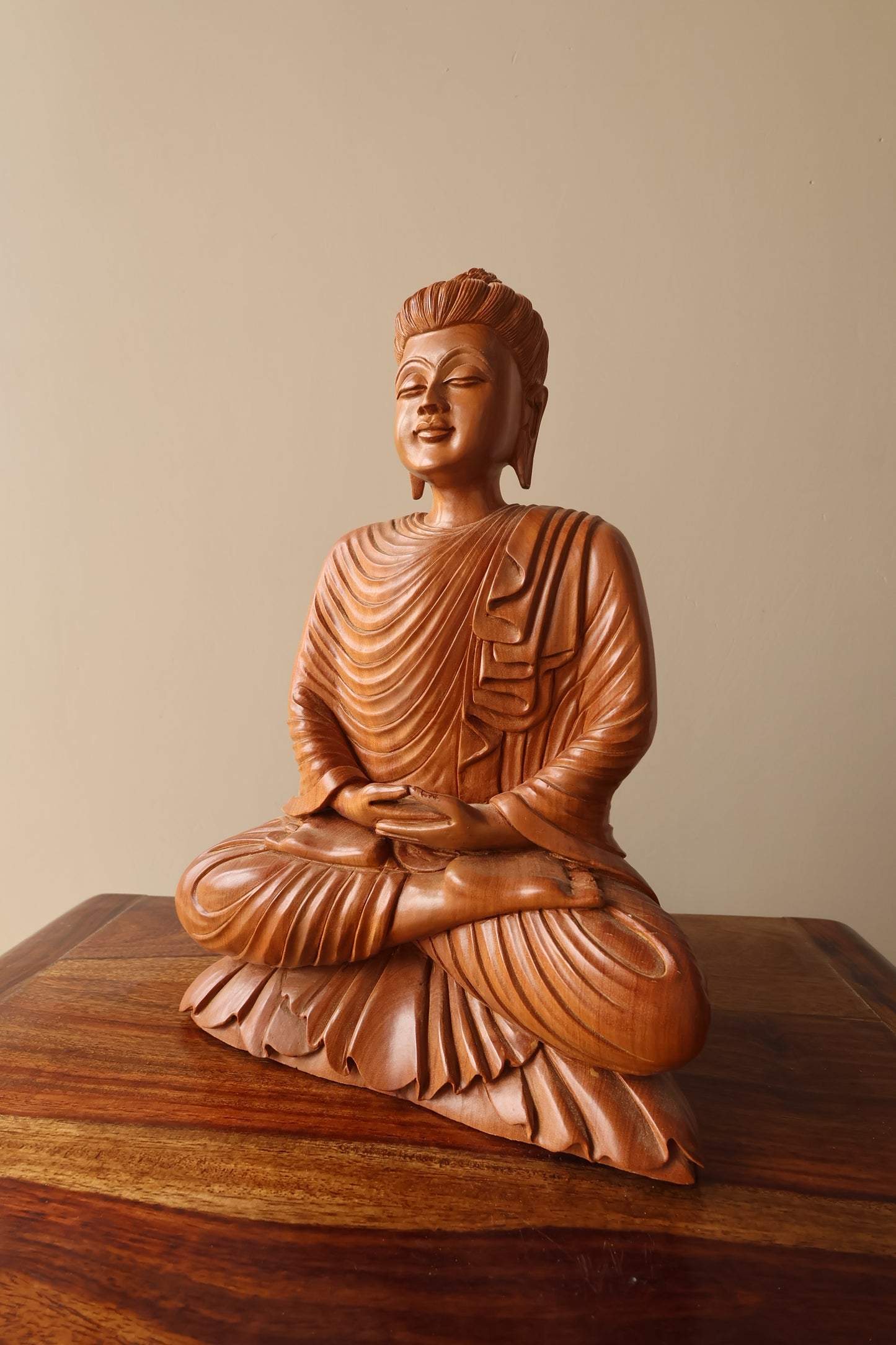 Sandalwood Beautifully Hand Carved Meditation Buddha Statue