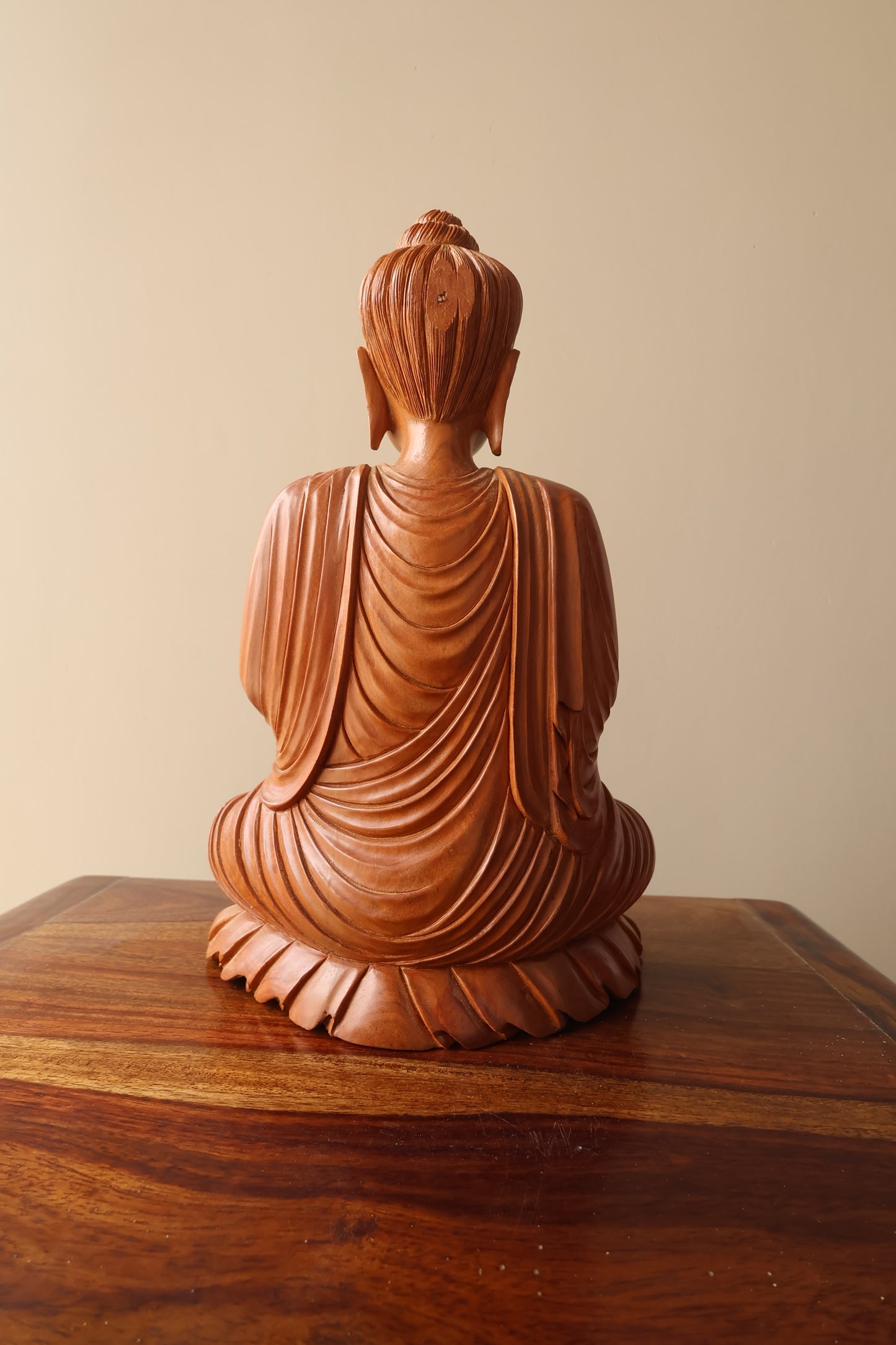 Sandalwood Beautifully Hand Carved Meditation Buddha Statue