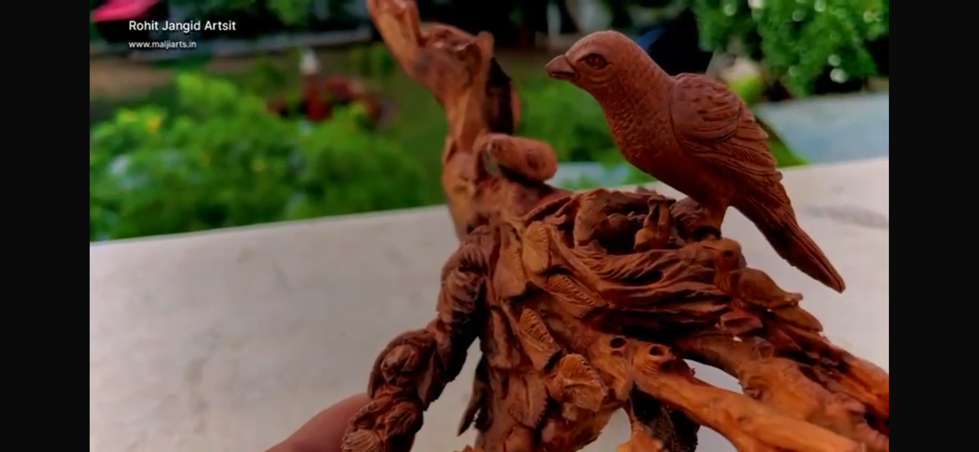 Sandalwood Root carving sparrow theme