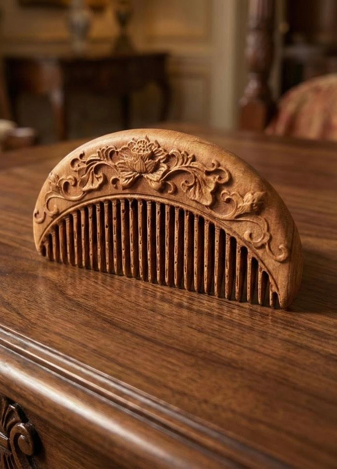 Sandalwood Fine Carved Comb