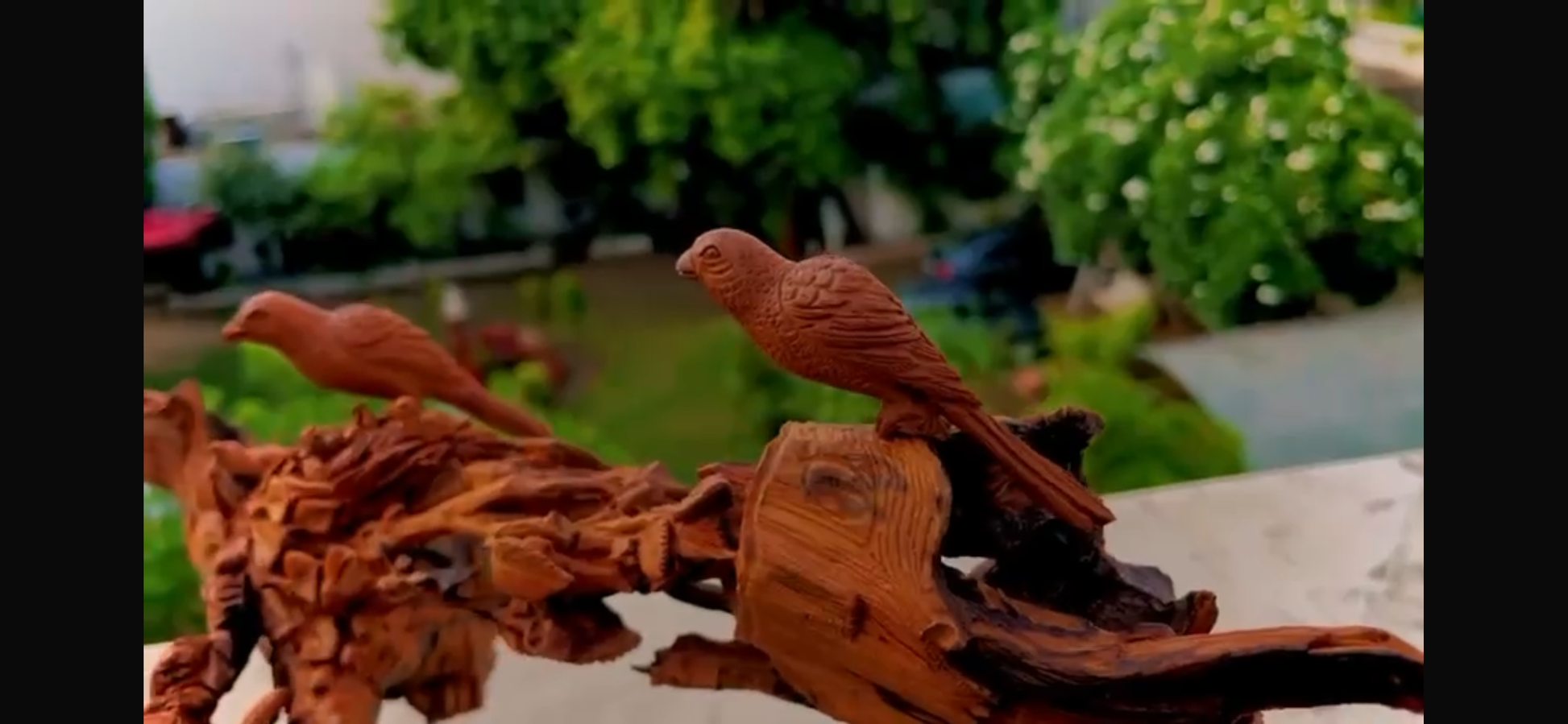 Sandalwood Root carving sparrow theme