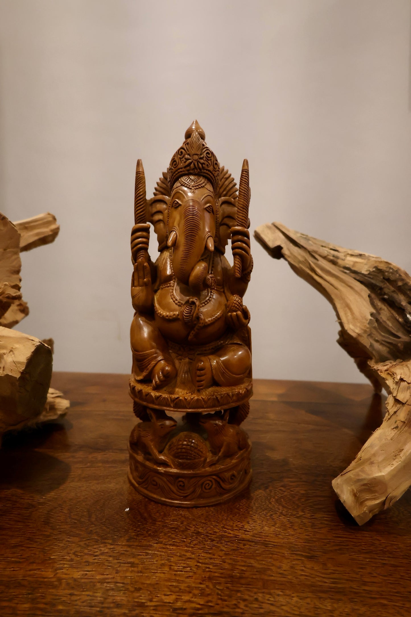 Vintage Fine Carved Ganesha Solid Round Statue