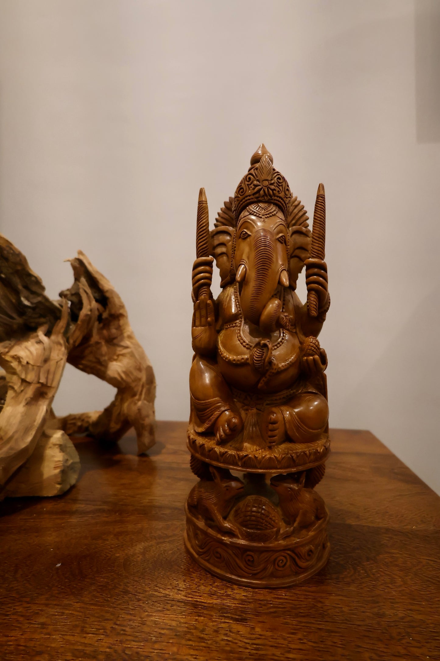 Vintage Fine Carved Ganesha Solid Round Statue