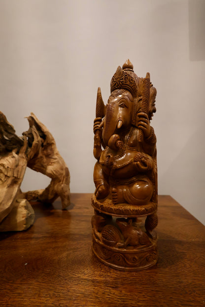 Vintage Fine Carved Ganesha Solid Round Statue