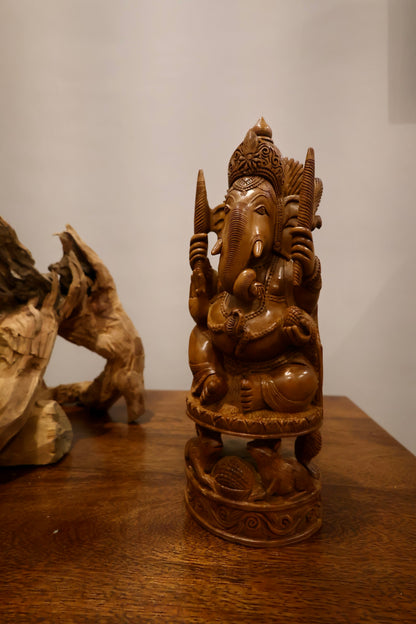 Vintage Fine Carved Ganesha Solid Round Statue