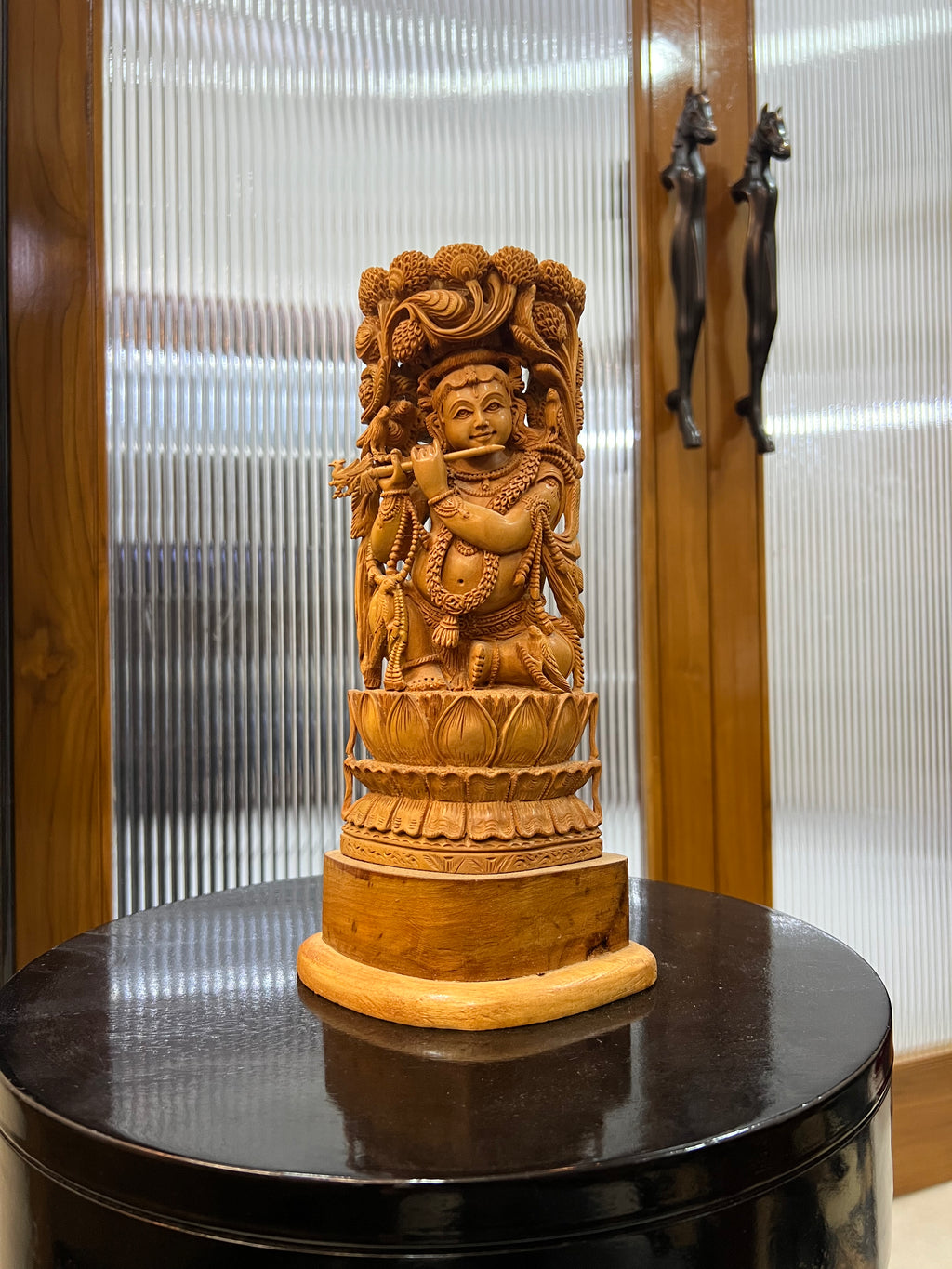 Sandalwood Baal Krishna Playing Flute (8 inches)