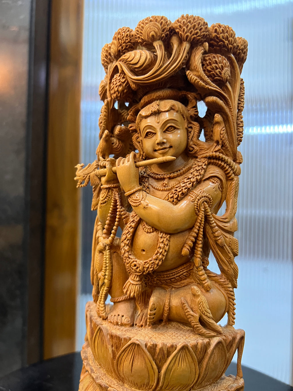 Sandalwood Baal Krishna Playing Flute (8 inches)