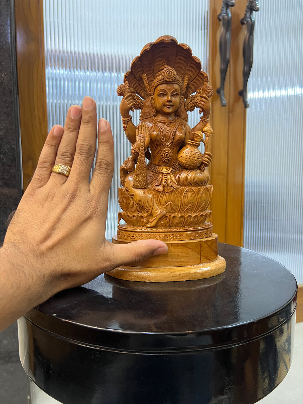 Sandalwood Goddess Laxmi Statue (10 inches)