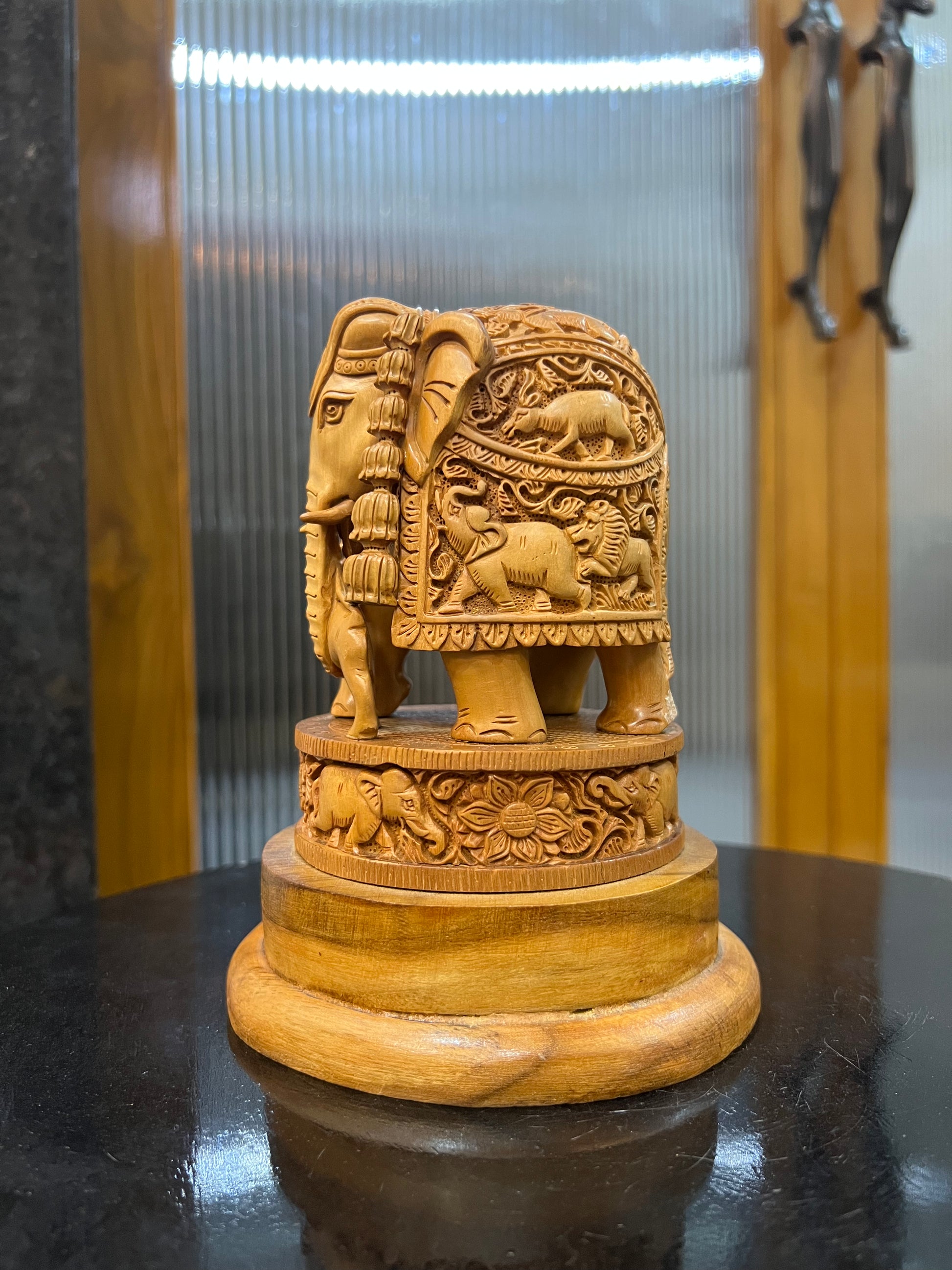 Sandalwood Craving Round Elephant With Base