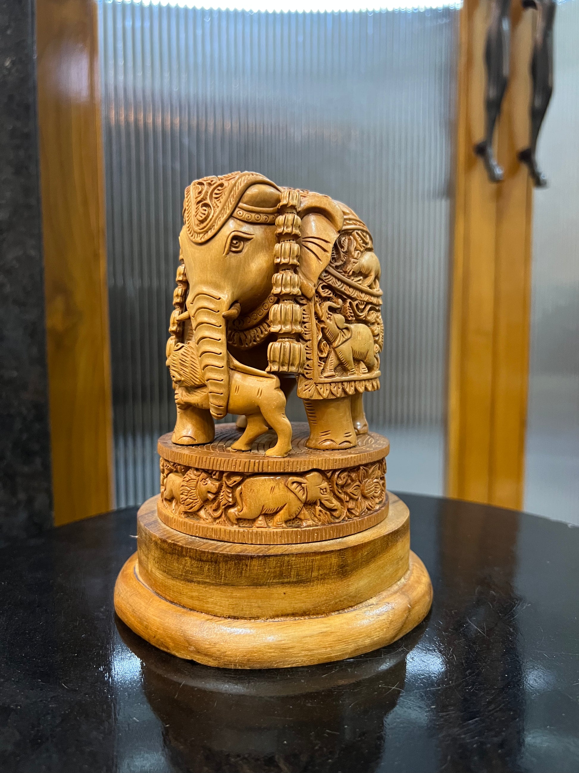 Sandalwood Craving Round Elephant With Base