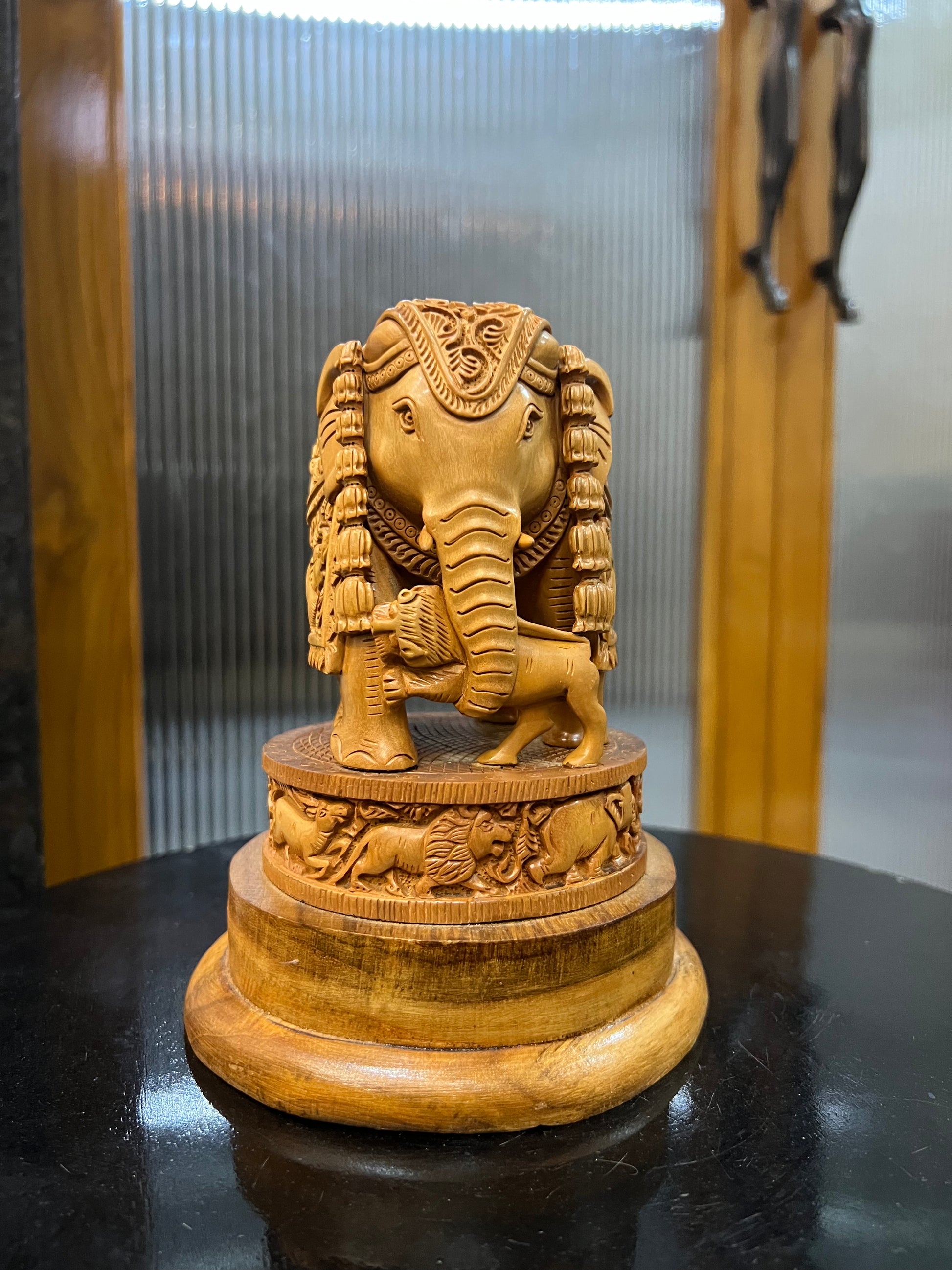 Sandalwood Craving Round Elephant With Base