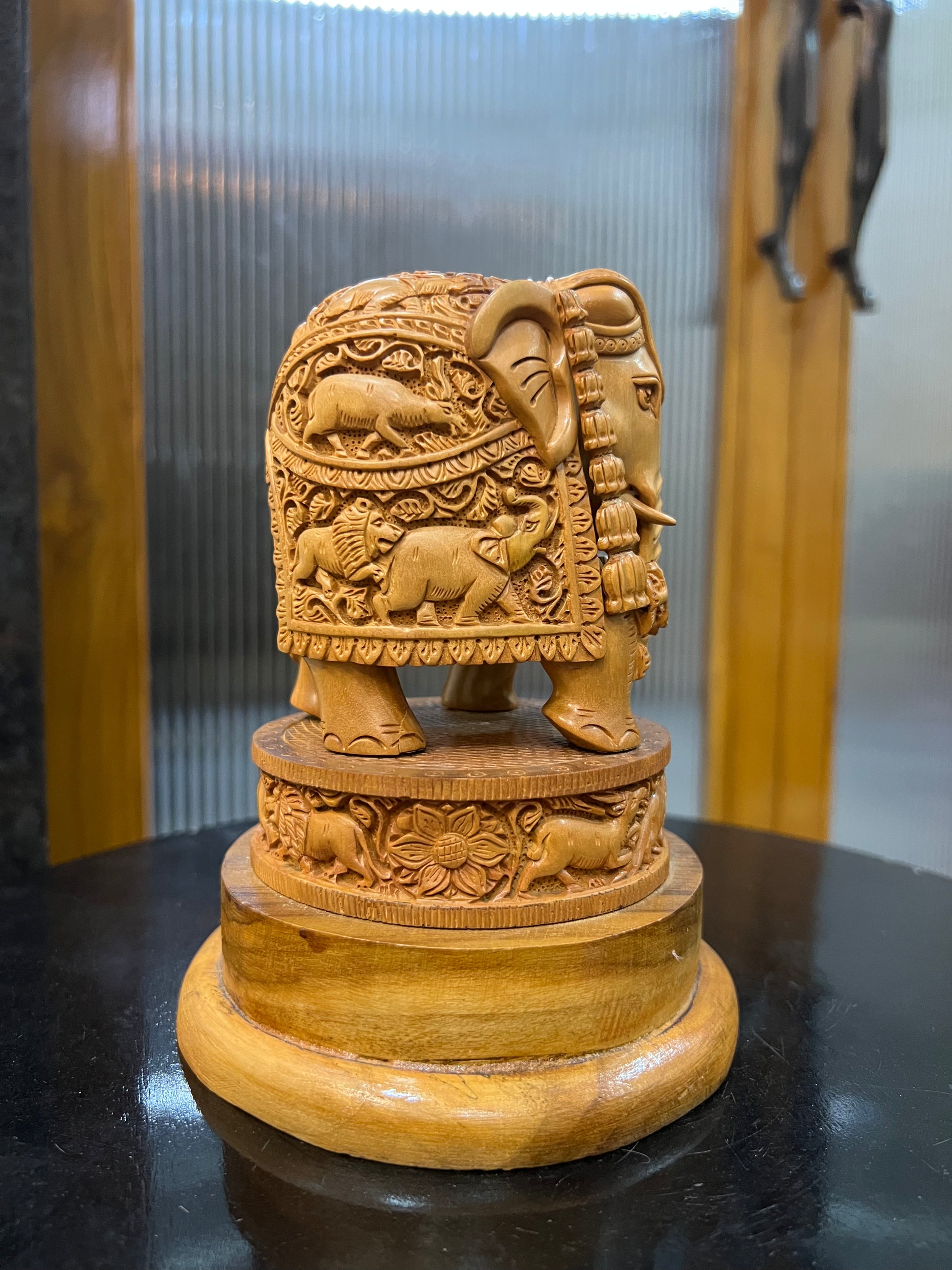 Sandalwood Craving Round Elephant With Base