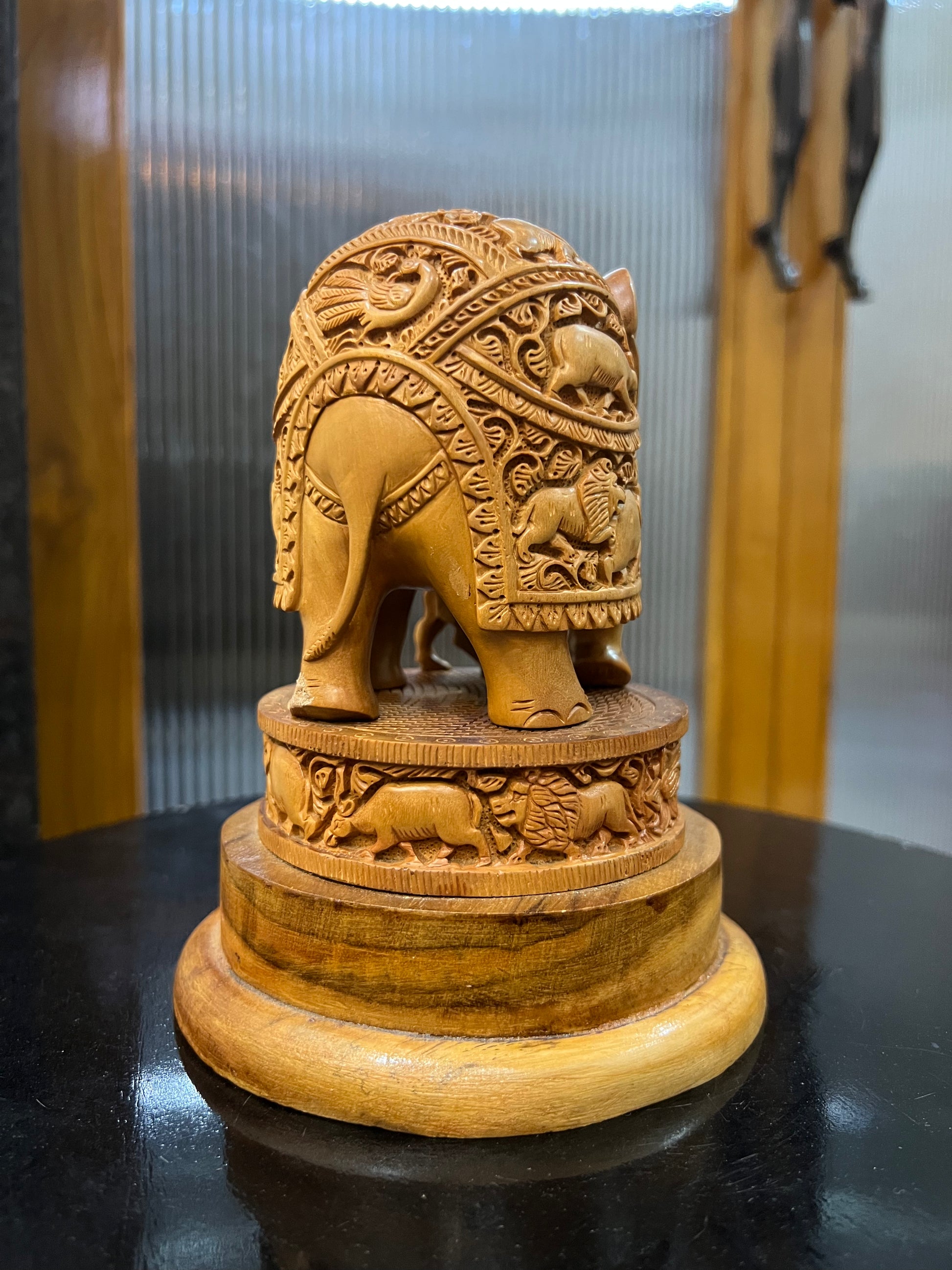 Sandalwood Craving Round Elephant With Base