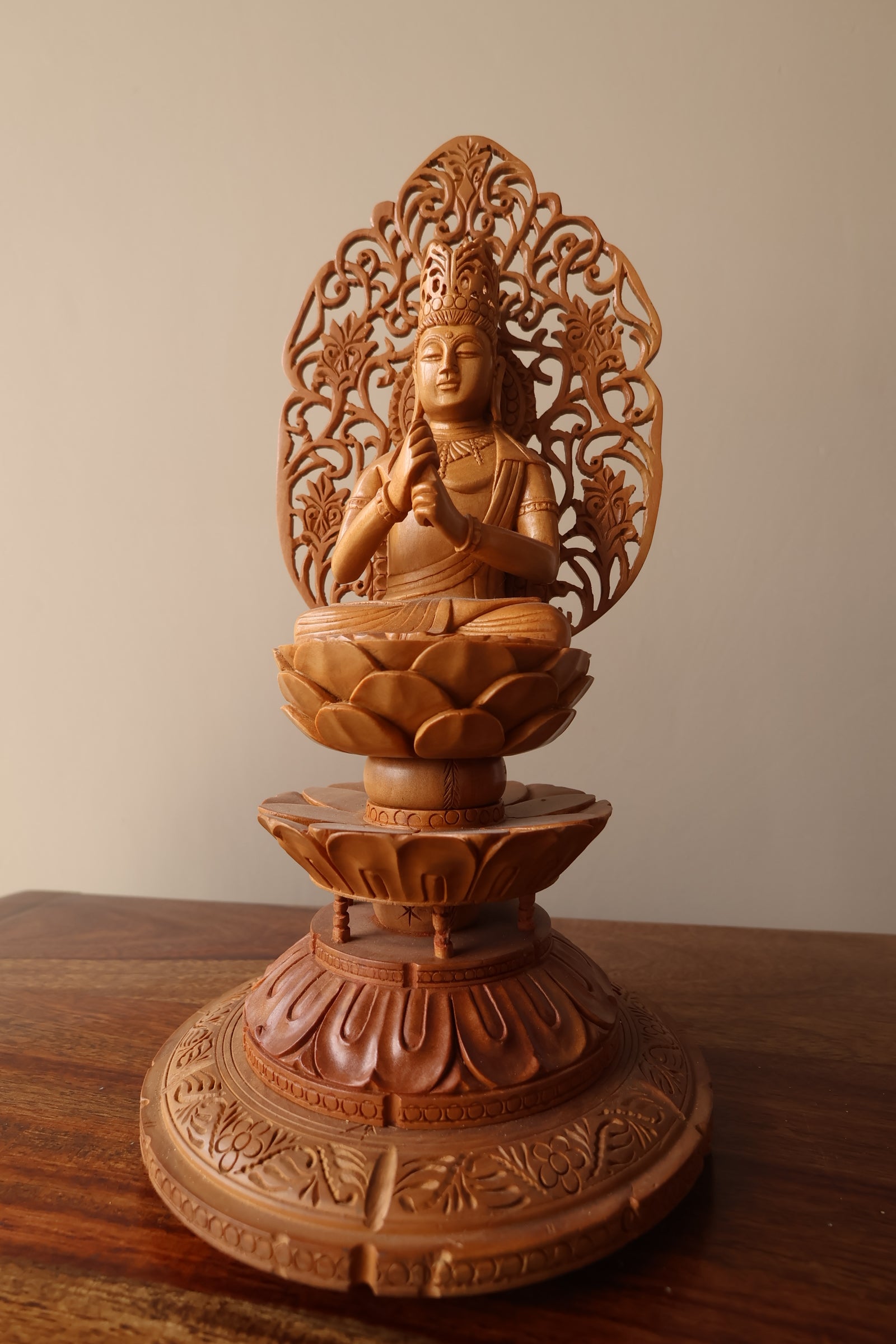 Sandalwood Vairochana Buddha the Supreme Transcendent Buddha