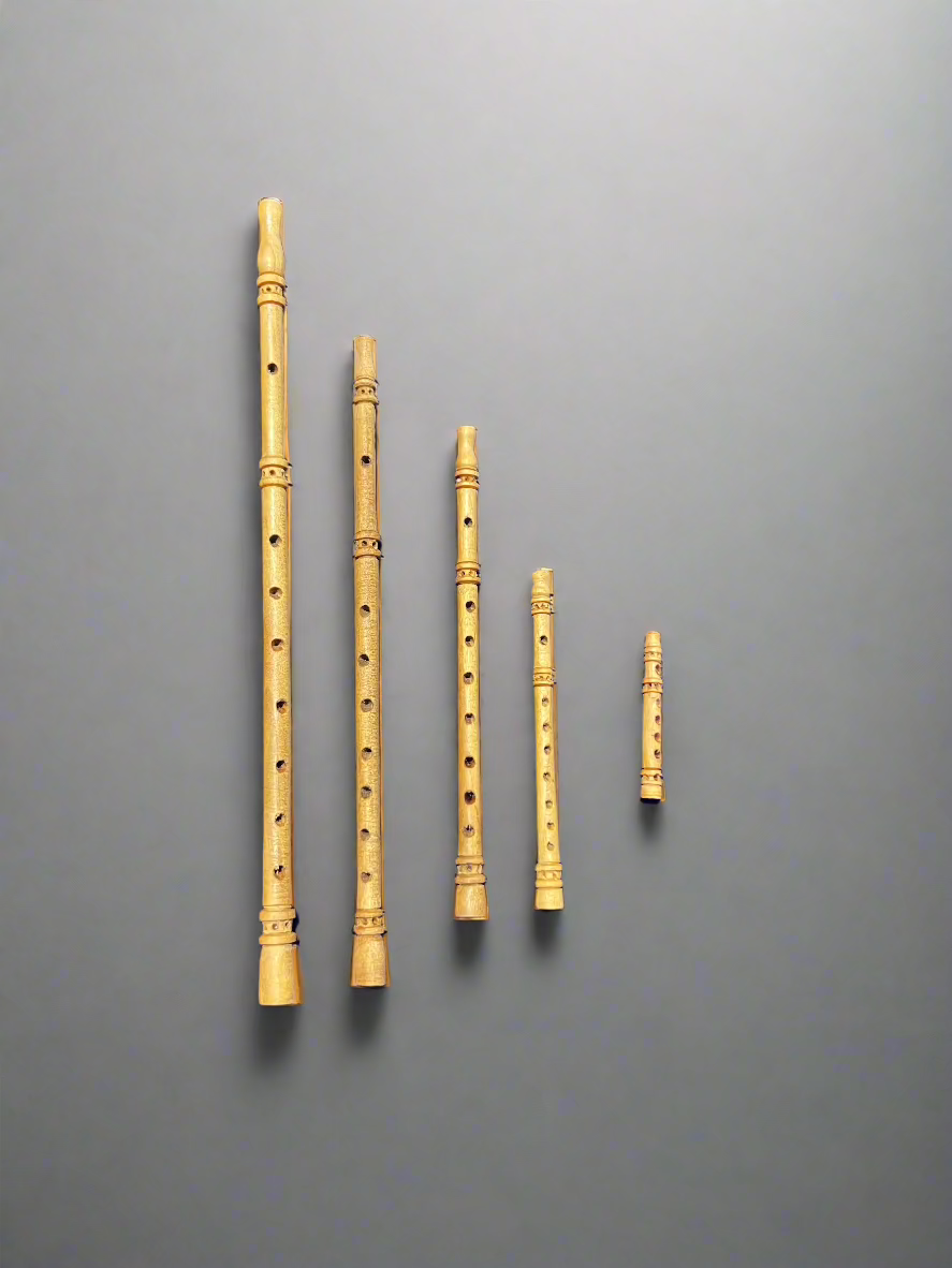 Sandalwood Tiny Flute Basuri for Thakurji