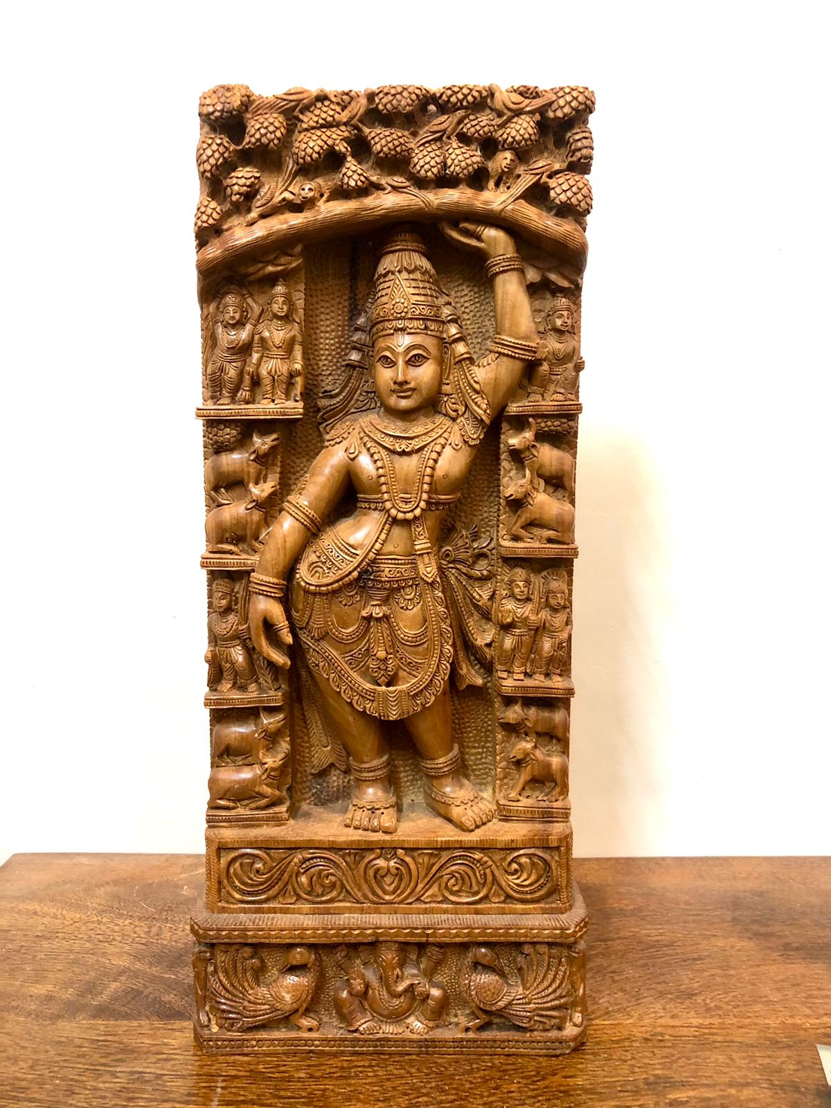 Sandalwood Rare Krishna Statue Holding Goverdhan