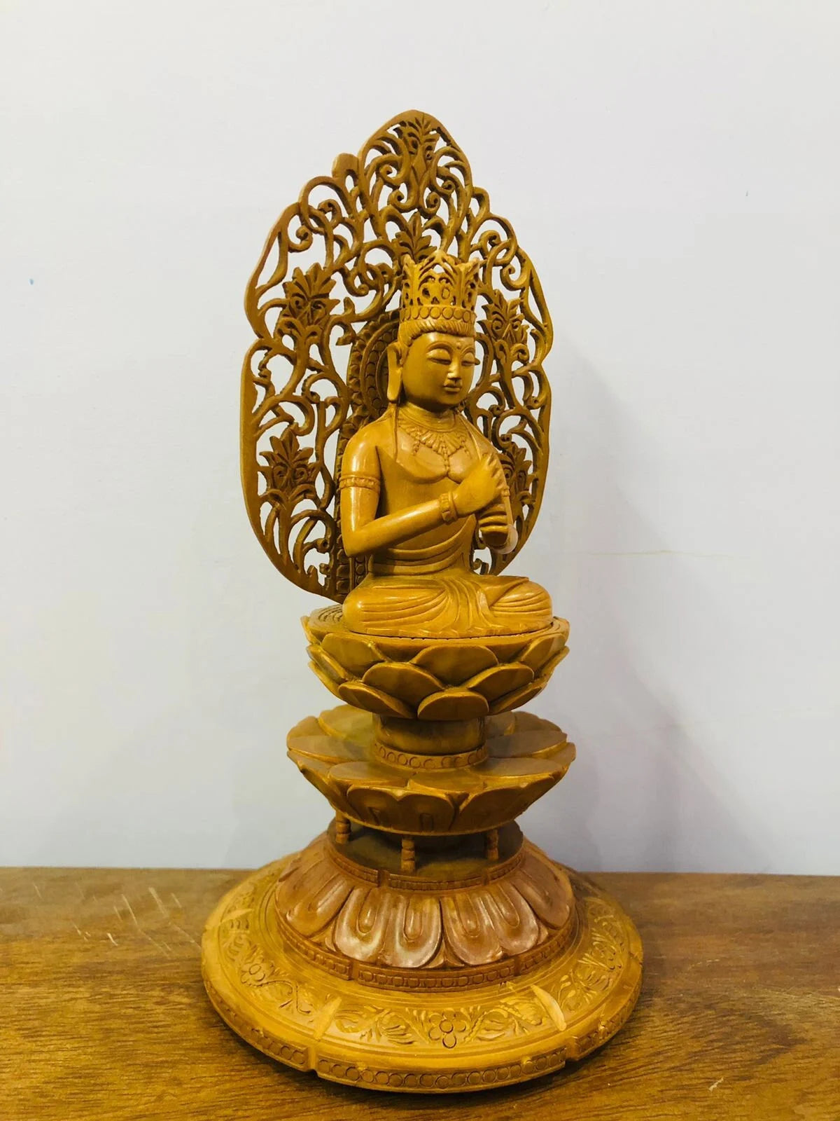 Sandalwood Vairochana Buddha , the Supreme Transcendent Buddha