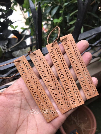 Sandalwood Jali Bookmarks - Arts99 - Online Art Gallery
