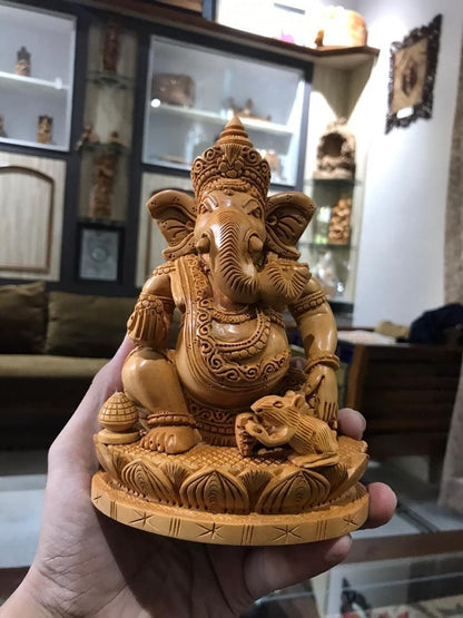 Wooden Decorative Ganesha Carving - Arts99 - Online Art Gallery