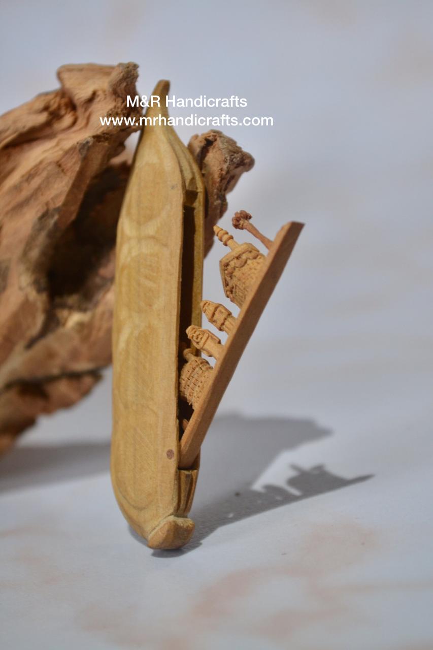 Sandalwood Miniature Carved Peapod Bean Features The Makkah Madina Inside - Arts99 - Online Art Gallery