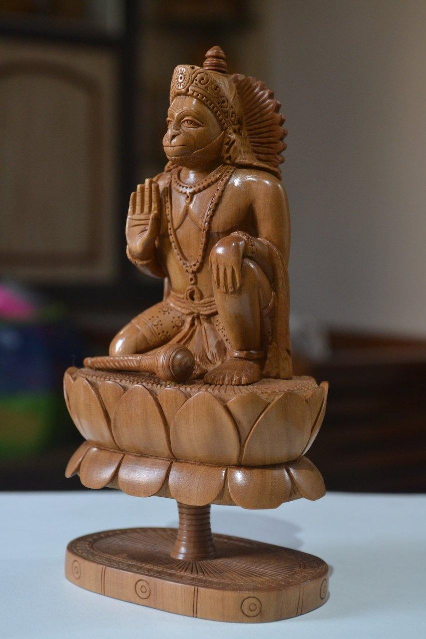 Sandalwood Unique Lord Hanuman Statue On Lotus - Arts99 - Online Art Gallery