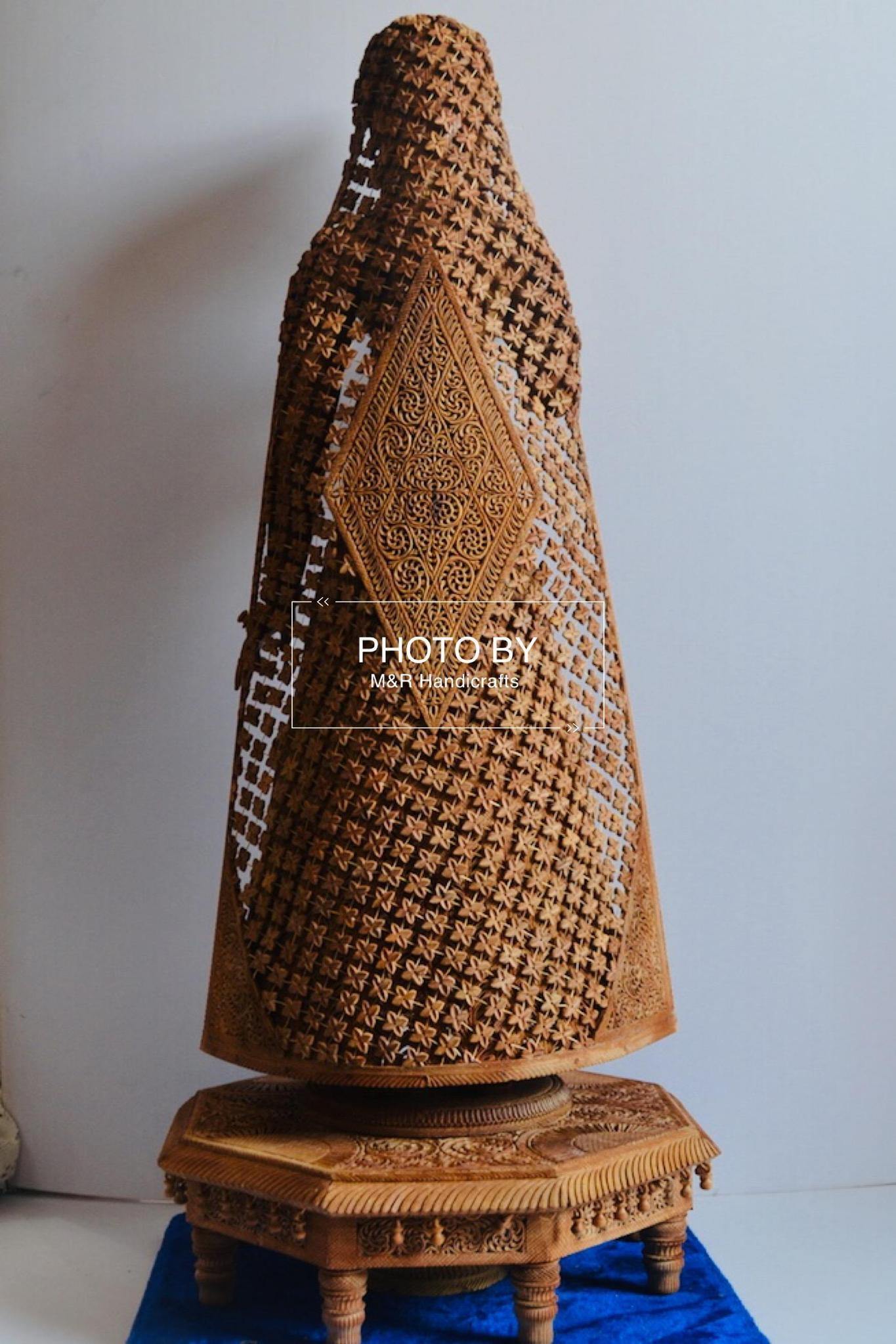 Sandalwood fine Carved Art Piece Rajasthani Lady - Arts99 - Online Art Gallery