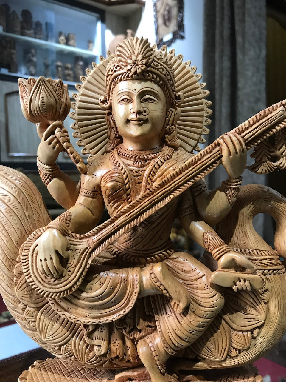 Wooden Fine Carved Goddess Saraswati Ji Statue - Arts99 - Online Art Gallery
