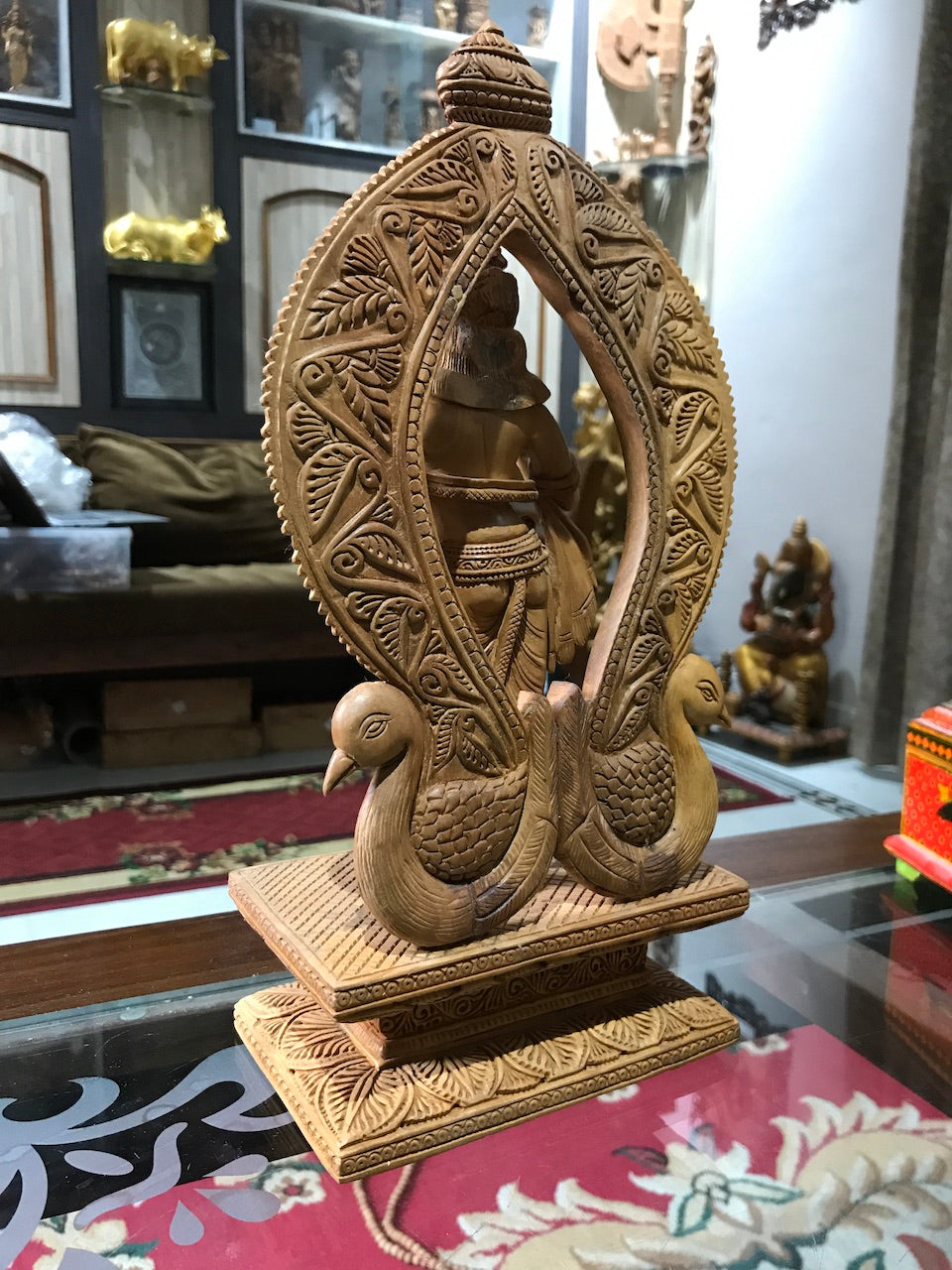 Wooden Standing Krishna With Mehrab Fine Statue - Arts99 - Online Art Gallery