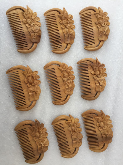 Pure Sandalwood Hand Carved Comb - Arts99 - Online Art Gallery