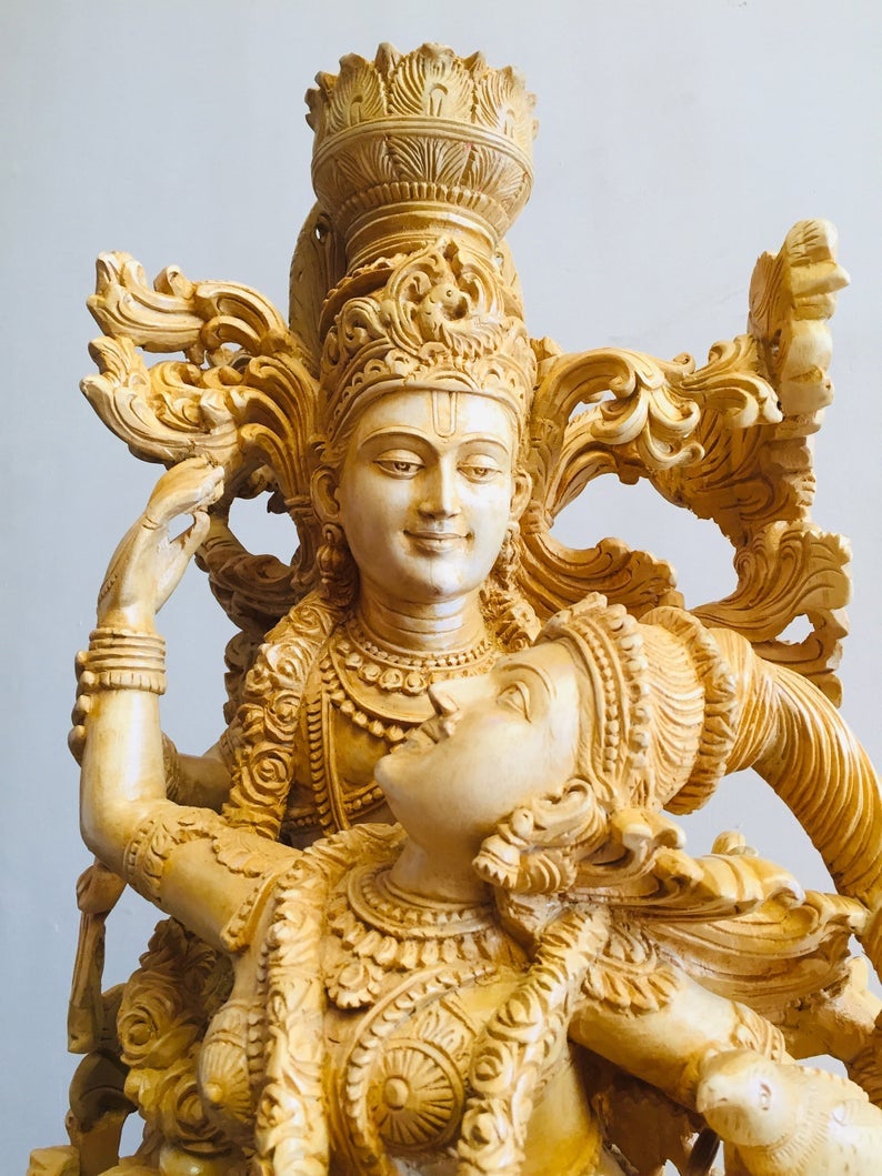 Wooden Masterpiece Large Radha Krishna Love Scene Collective Statue - Arts99 - Online Art Gallery